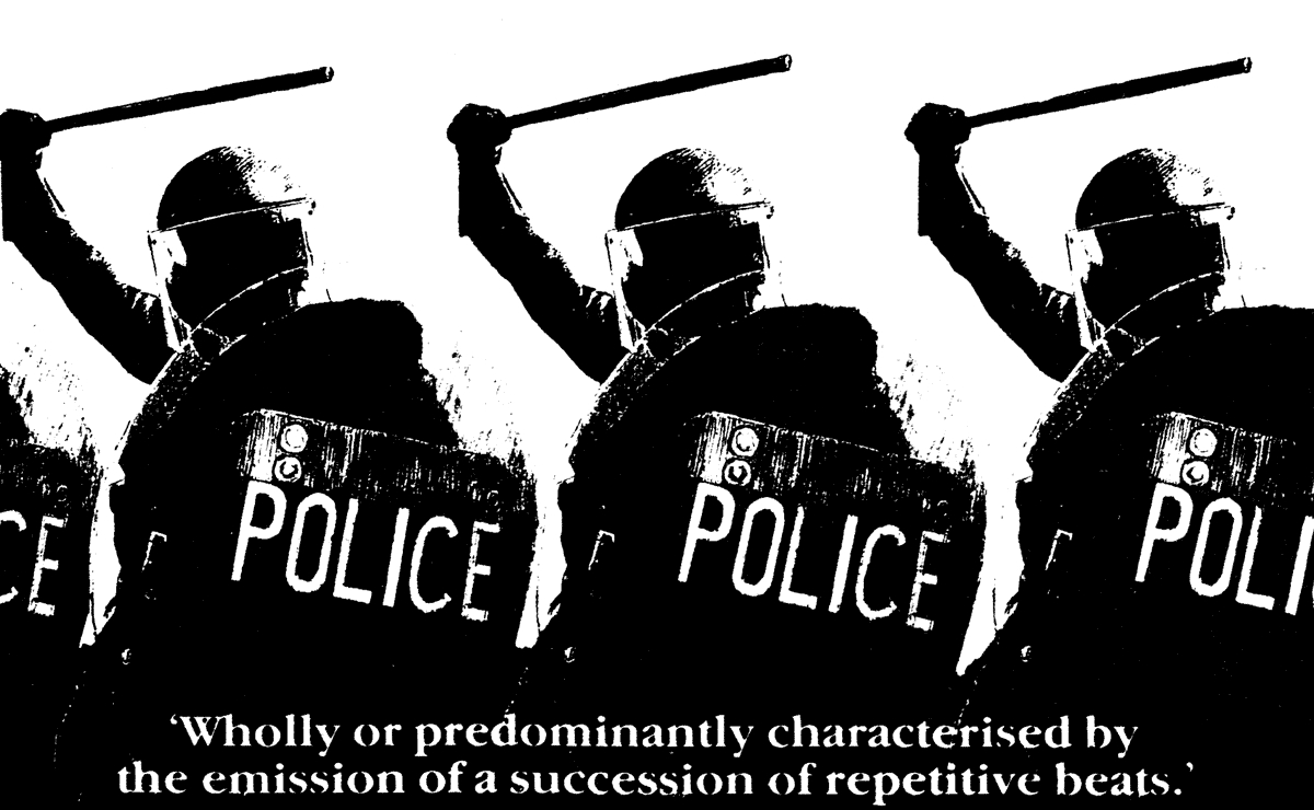 Wholly or predominantly characterised by the emission of a succession of repetitive beats.