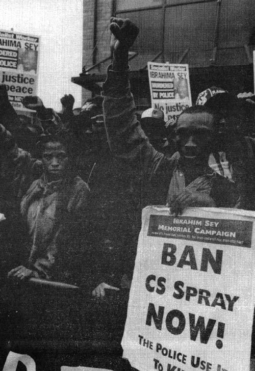 CS Spray to be used by British Police